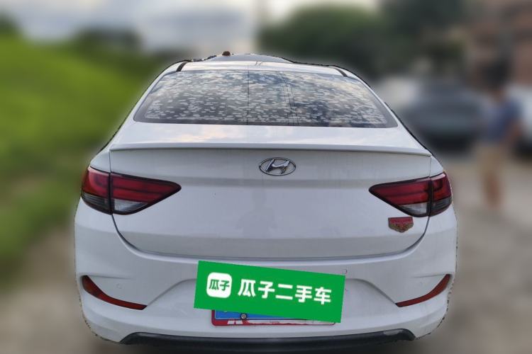 Used Hyundai Celesta 2017 1.6L Automatic Enjoyment Version GLS Rear