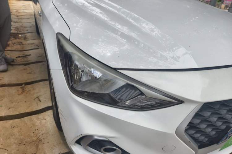 Used Hyundai Celesta 2017 1.6L Automatic Enjoyment Version GLS Right Front Headlight