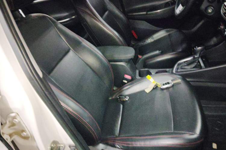 Used Hyundai Celesta 2017 1.6L Automatic Enjoyment Version GLS Right Front Seat