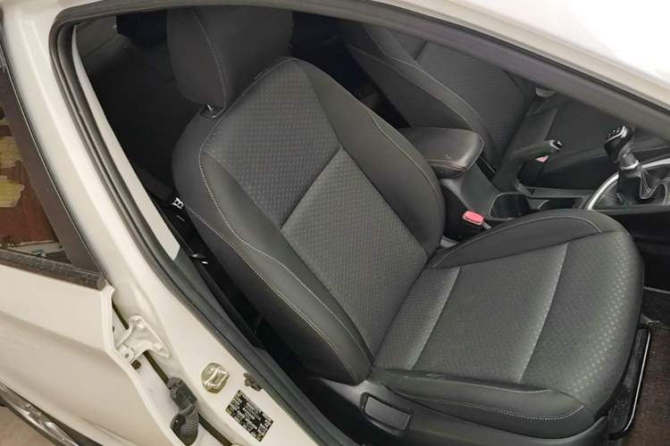 Used Hyundai Celesta 2017 1.6L Manual Enjoyment Edition GLS Right Front Seat