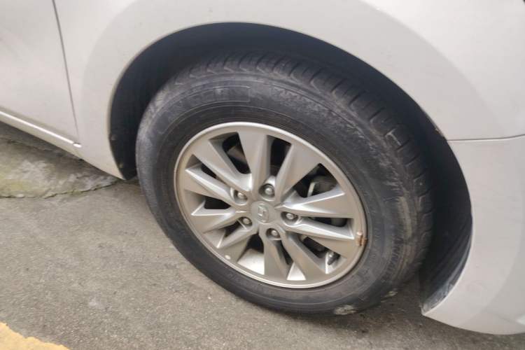 Used Hyundai Celesta 2017 1.6L Automatic Enjoyment Version GLS Right Front Wheel Hub