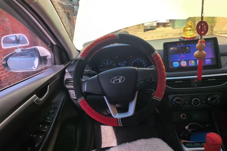Used Hyundai Celesta 2017 1.6L Manual GL Delight Edition Steering Wheel