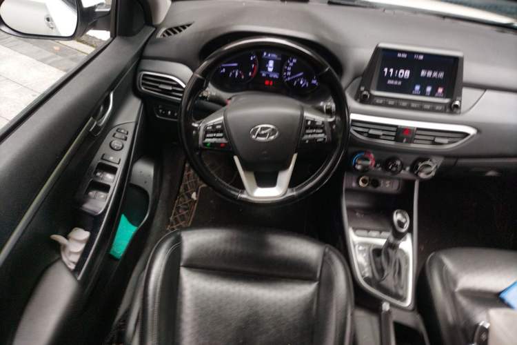 Used Hyundai Celesta 2017 1.6L Automatic Yueshin Edition DLX Steering Wheel