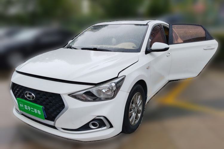 Used Hyundai Celesta 2017 1.6L Automatic Enjoyment Version GLS Guazi used car, China used car export, Used car for sale, Used  cars, Cheapest cars for sale