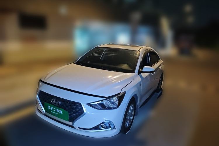 Used Hyundai Celesta 2017 1.6L Automatic Enjoyment Version GLS Guazi used car, China used car export, Used car for sale, Used  cars, Cheapest cars for sale