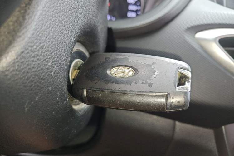 Used Hyundai Celesta 2017 1.6L Automatic Enjoyment Version GLS Vehicle Key