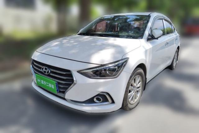 Used Hyundai Celesta 2017 1.6L Manual Joyful Edition DLX
