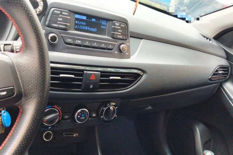 Used Hyundai Celesta 2018 1.6L Automatic GL Enjoyment Edition China VI compliant Audio And AC Panel