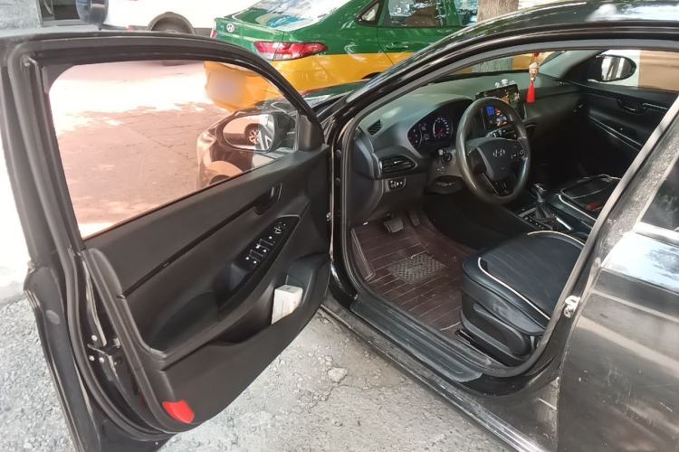 Used Hyundai Celesta 2018 1.6L Automatic GL Enjoyment Version China V Standard Driver Seat
