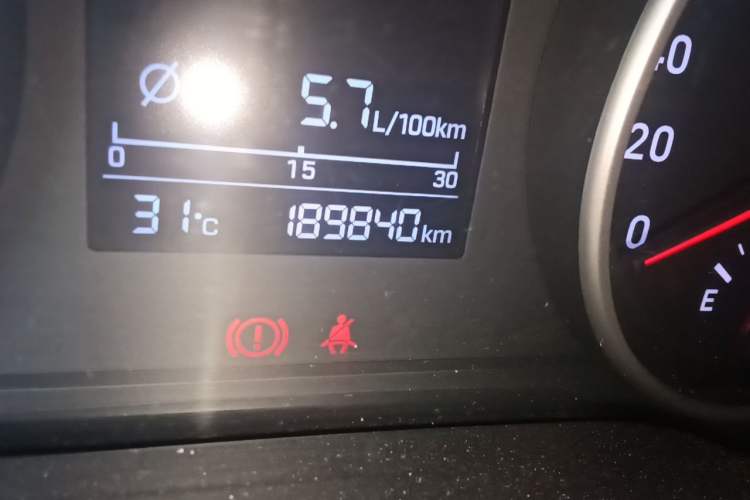 Used Hyundai Celesta 2018 1.6L Automatic GL Enjoyment Version China V Standard Odometer Close Up