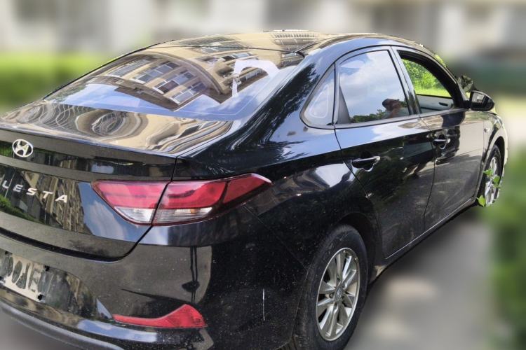 Used Hyundai Celesta 2018 1.6L Automatic GL Enjoyment Edition China VI compliant Rear Right 45 Deg