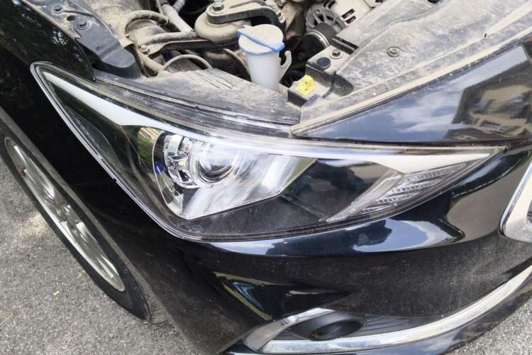 Used Hyundai Celesta 2018 1.6L Automatic GL Enjoyment Edition China VI compliant Right Front Headlight