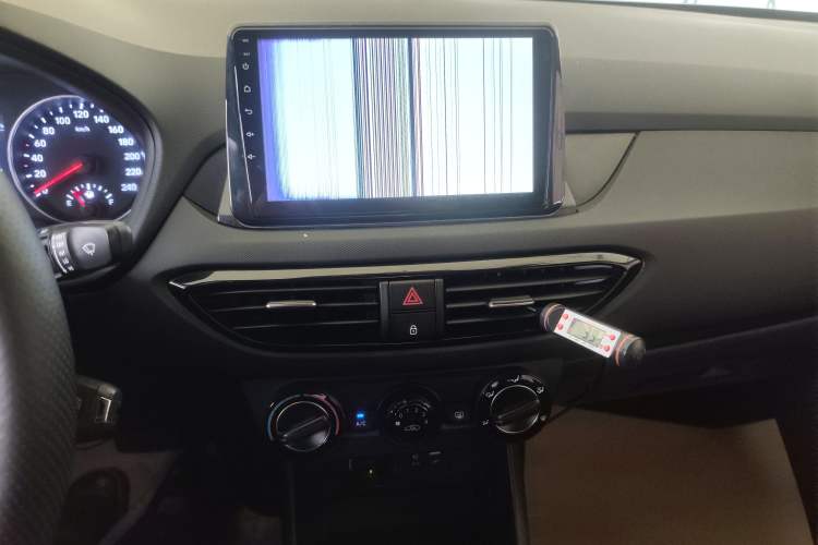 Used Hyundai Celesta 2018 1.6L Automatic GL Enjoyment Version China V Standard Audio And AC Panel