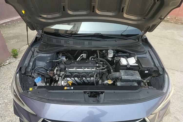 Used Hyundai Celesta 2018 1.6L Automatic GL Enjoyment Edition China VI compliant Engine Bay