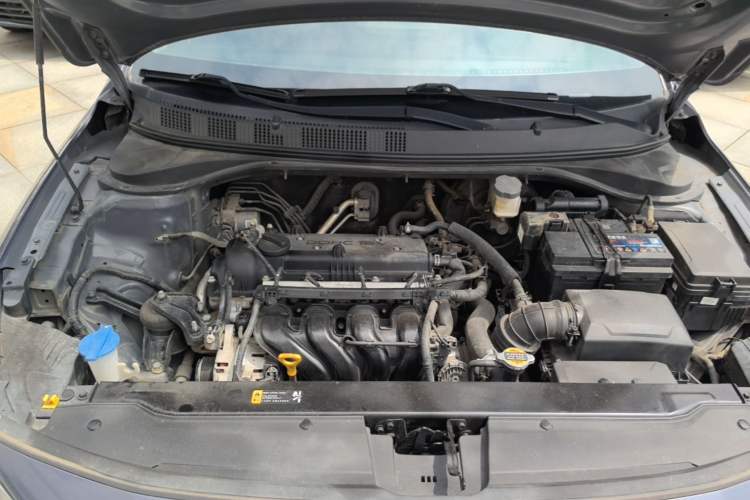 Used Hyundai Celesta 2018 1.6L Automatic GL Enjoyment Edition China VI compliant Engine Bay