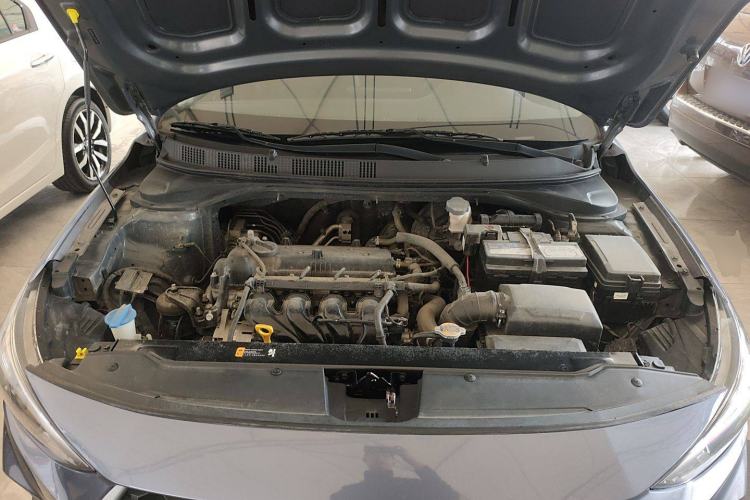 Used Hyundai Celesta 2018 1.6L Automatic GL Enjoyment Version China V Standard Engine Bay