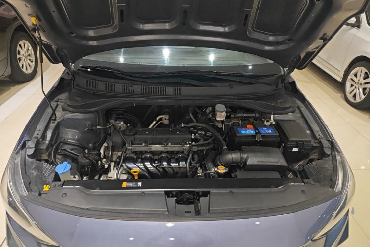 Used Hyundai Celesta 2018 1.6L Automatic GL Enjoyment Version China V Standard Engine Bay