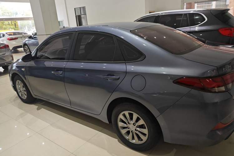 Used Hyundai Celesta 2018 1.6L Automatic GL Enjoyment Version China V Standard Exterior 3