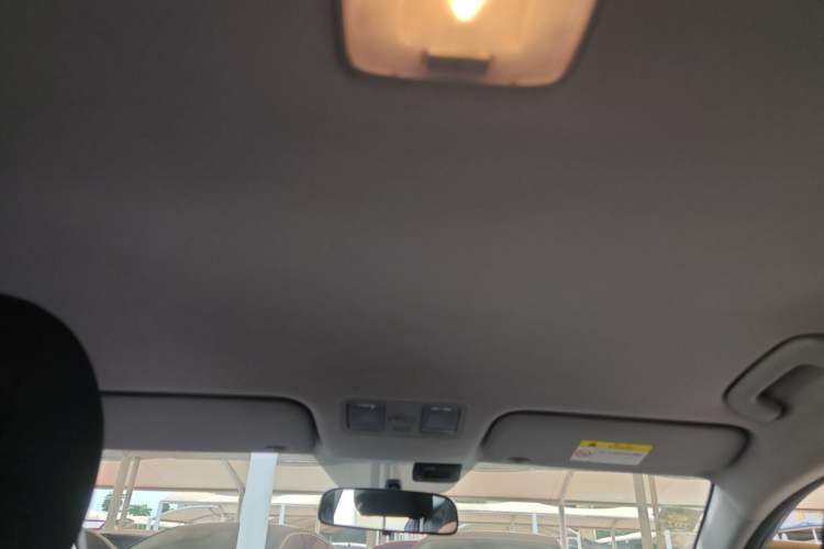 Used Hyundai Celesta 2018 1.6L Automatic GL Enjoyment Version China V Standard Headliner