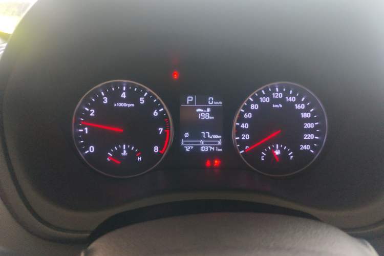Used Hyundai Celesta 2018 1.6L Automatic GL Enjoyment Edition China VI compliant Instrument Cluster