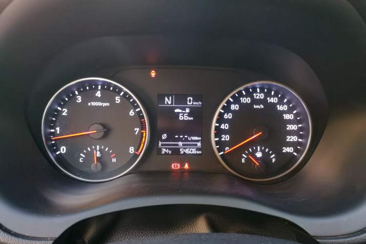 Used Hyundai Celesta 2018 1.6L Automatic GL Enjoyment Edition China VI compliant Instrument Cluster