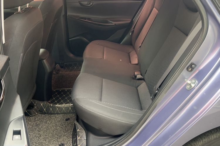 Used Hyundai Celesta 2018 1.6L Automatic GL Enjoyment Edition China VI compliant Interior 1
