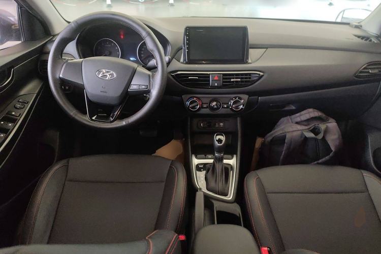 Used Hyundai Celesta 2018 1.6L Automatic GL Enjoyment Version China V Standard Interior 2