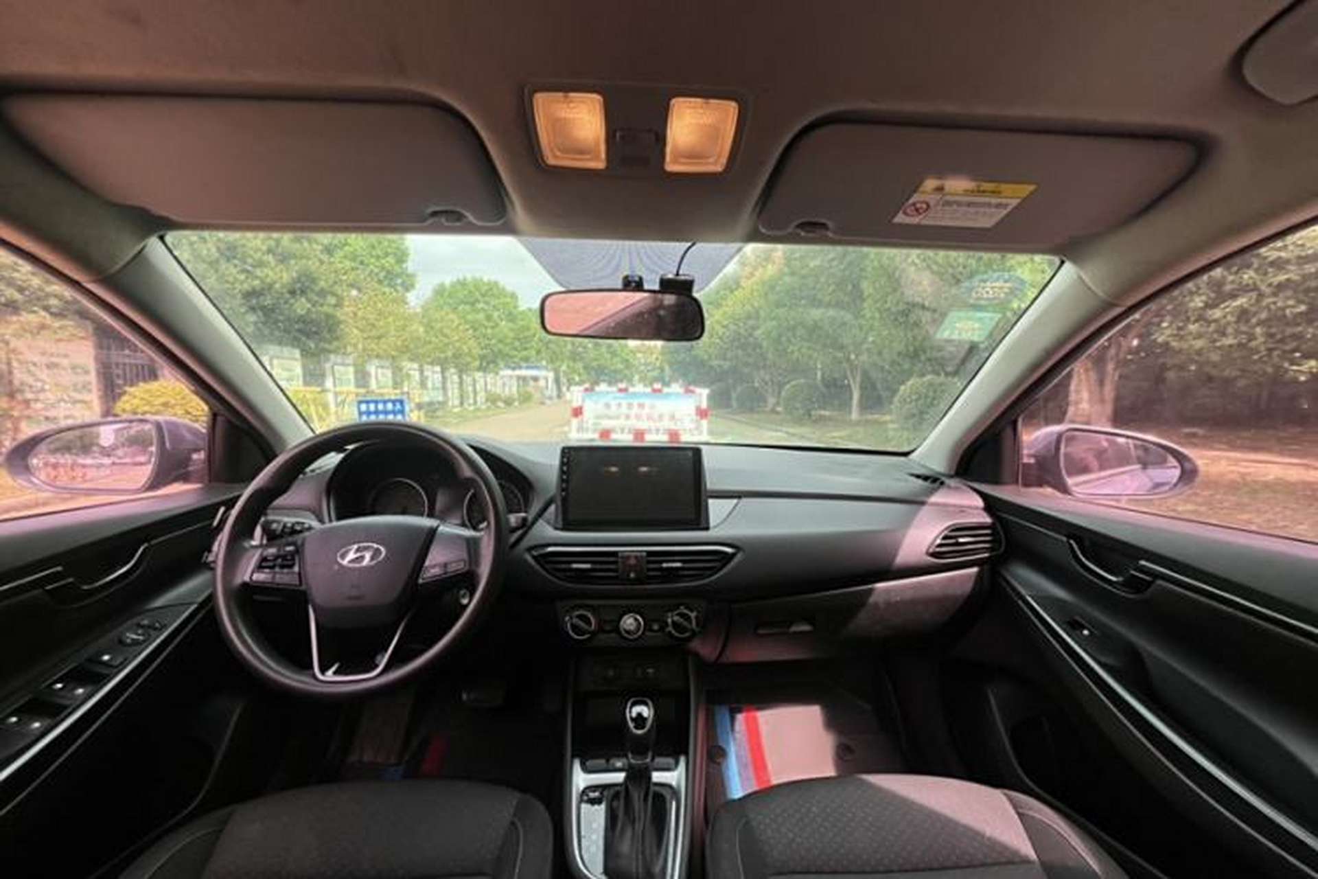 Used Hyundai Celesta 2018 1.6L Automatic GL Enjoyment Version China V Standard Interior 3