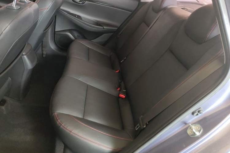 Used Hyundai Celesta 2018 1.6L Automatic GL Enjoyment Version China V Standard Interior 4