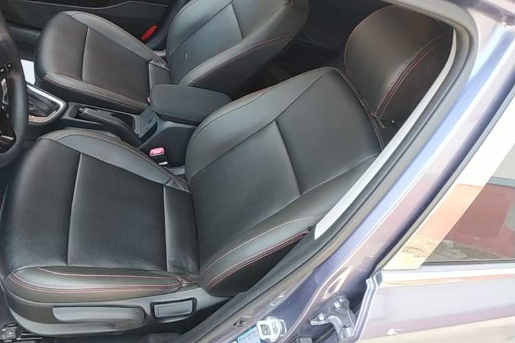 Used Hyundai Celesta 2018 1.6L Automatic GL Enjoyment Edition China VI compliant Left Front Seat