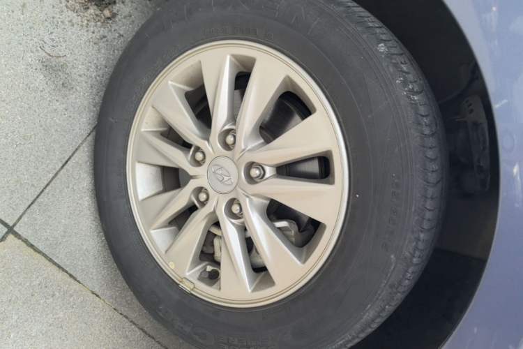 Used Hyundai Celesta 2018 1.6L Automatic GL Enjoyment Edition China VI compliant Left Front Wheel Hub