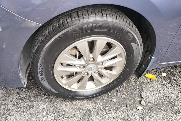 Used Hyundai Celesta 2018 1.6L Automatic GL Enjoyment Edition China VI compliant Left Front Wheel Hub