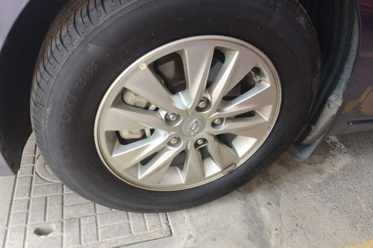 Used Hyundai Celesta 2018 1.6L Automatic GL Enjoyment Edition China VI compliant Left Front Wheel Hub