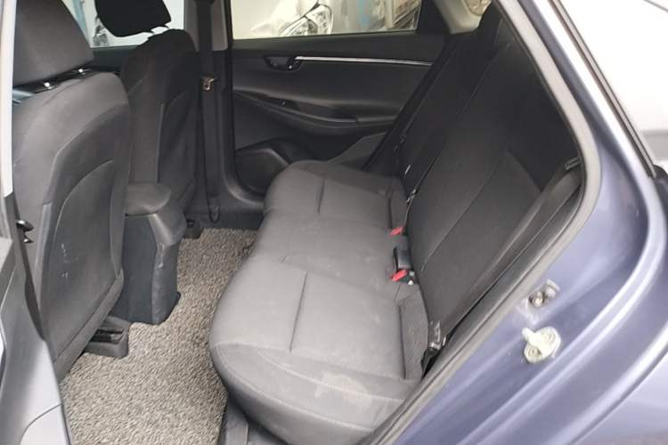 Used Hyundai Celesta 2018 1.6L Automatic GL Enjoyment Edition China VI compliant Left Rear Seat