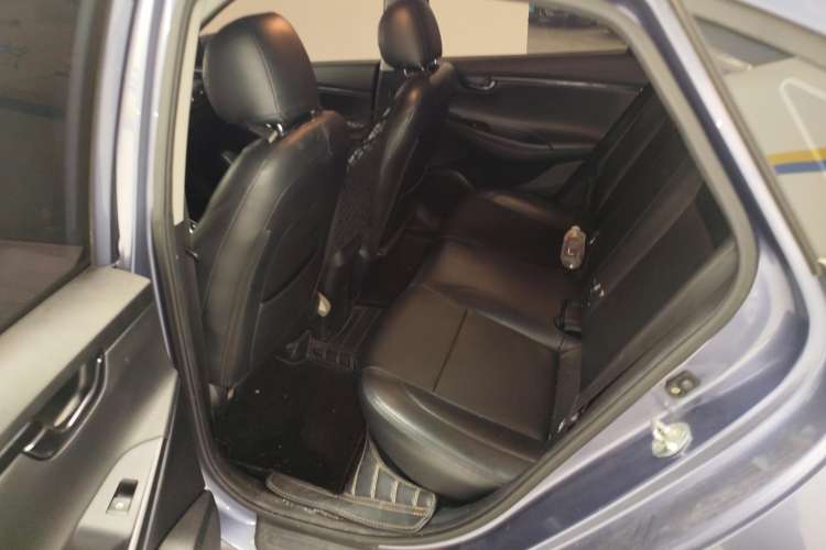 Used Hyundai Celesta 2018 1.6L Automatic GL Enjoyment Edition China VI compliant Left Rear Seat