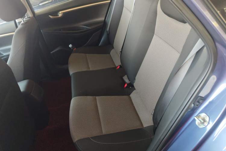 Used Hyundai Celesta 2018 1.6L Automatic GL Enjoyment Edition China VI compliant Left Rear Seat