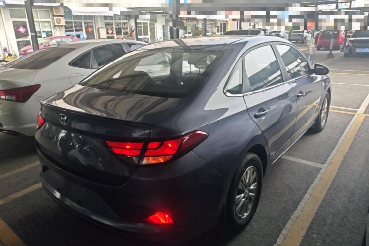 Used Hyundai Celesta 2018 1.6L Automatic GL Enjoyment Edition China VI compliant Rear Right 45 Deg
