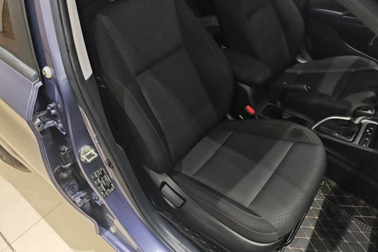 Used Hyundai Celesta 2018 1.6L Automatic GL Enjoyment Version China V Standard Right Front Seat