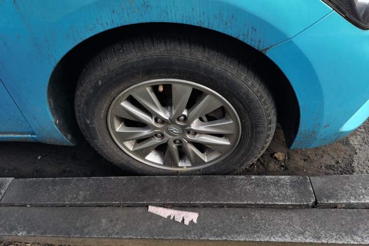 Used Hyundai Celesta 2018 1.6L Automatic GL Enjoyment Edition China VI compliant Right Front Wheel Hub