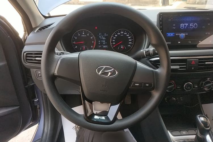 Used Hyundai Celesta 2018 1.6L Automatic GL Enjoyment Edition China VI compliant Steering Wheel