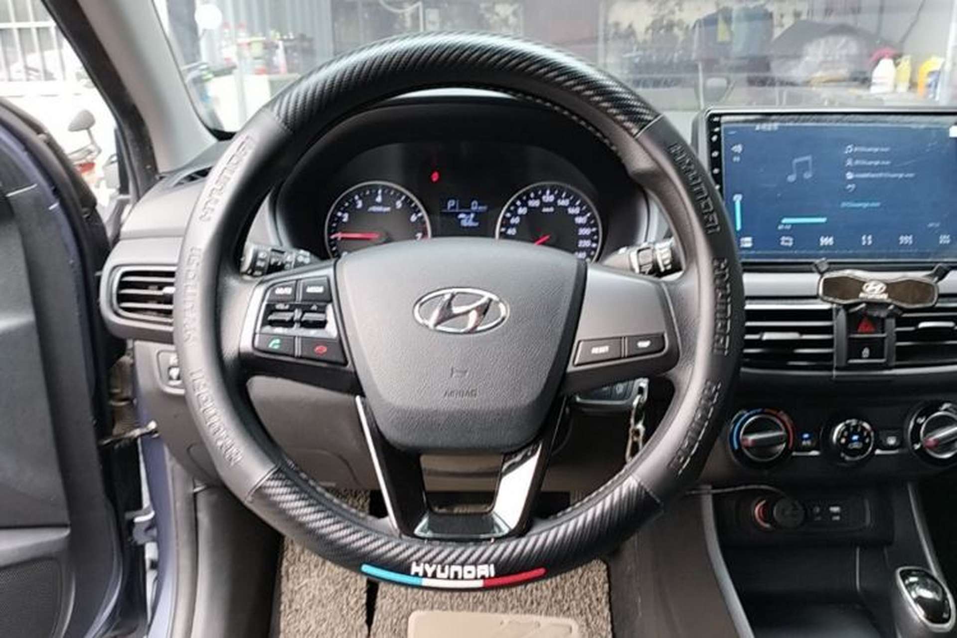 Used Hyundai Celesta 2018 1.6L Automatic GL Enjoyment Edition China VI compliant Steering Wheel