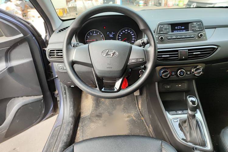 Used Hyundai Celesta 2018 1.6L Automatic GL Enjoyment Edition China VI compliant Steering Wheel