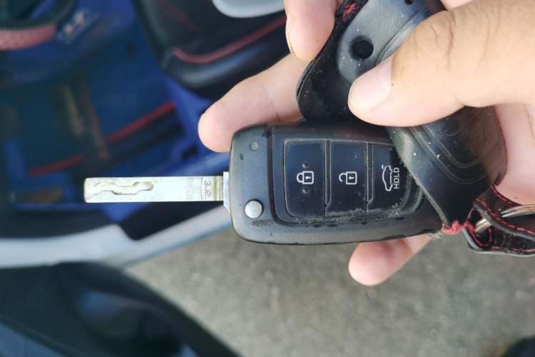 Used Hyundai Celesta 2018 1.6L Automatic GL Enjoyment Edition China VI compliant Vehicle Key