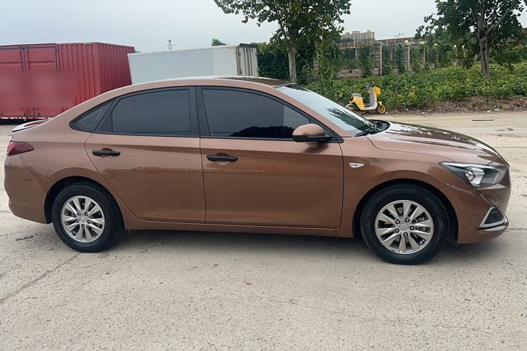 Used Hyundai Celesta 2018 1.6L Automatic GL Enjoyment Edition China VI compliant Exterior 2