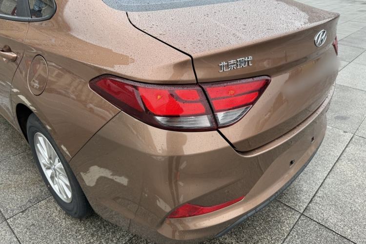 Used Hyundai Celesta 2018 1.6L Automatic GL Enjoyment Version China V Standard Exterior 9