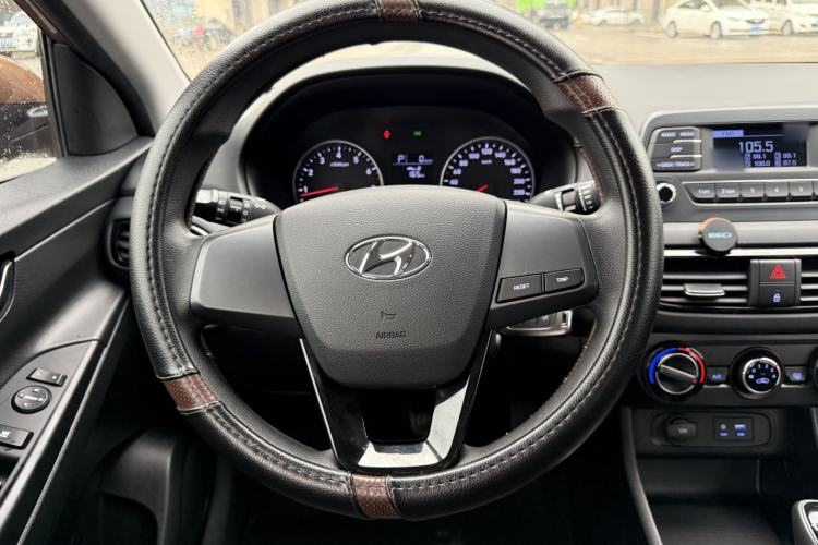 Used Hyundai Celesta 2018 1.6L Automatic GL Enjoyment Version China V Standard Steering Wheel