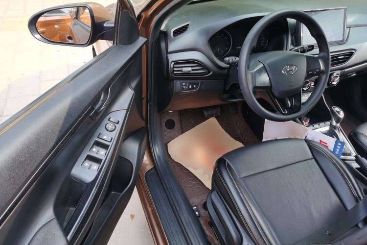 Used Hyundai Celesta 2018 1.6L Automatic GL Enjoyment Version China V Standard Driver Seat