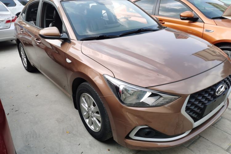 Used Hyundai Celesta 2018 1.6L Automatic GL Enjoyment Version China V Standard Front Right 45 Deg