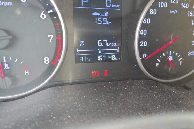 Used Hyundai Celesta 2018 1.6L Automatic GL Enjoyment Edition China VI compliant Odometer Close Up