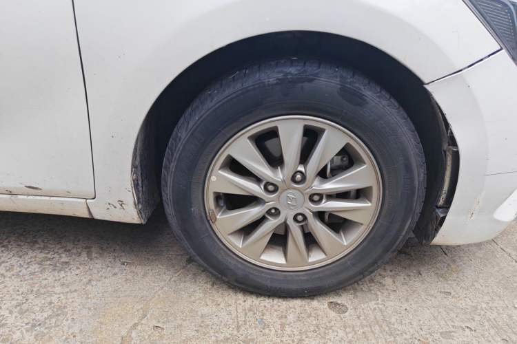 Used Hyundai Celesta 2018 1.6L Automatic GL Enjoyment Edition China VI compliant Right Front Wheel Hub